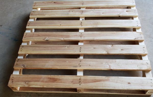 Pallet gỗ tràm - Pallet 24H - Công Ty TNHH Sản Xuất Thương Mại Dịch Vụ Pallet 24H
